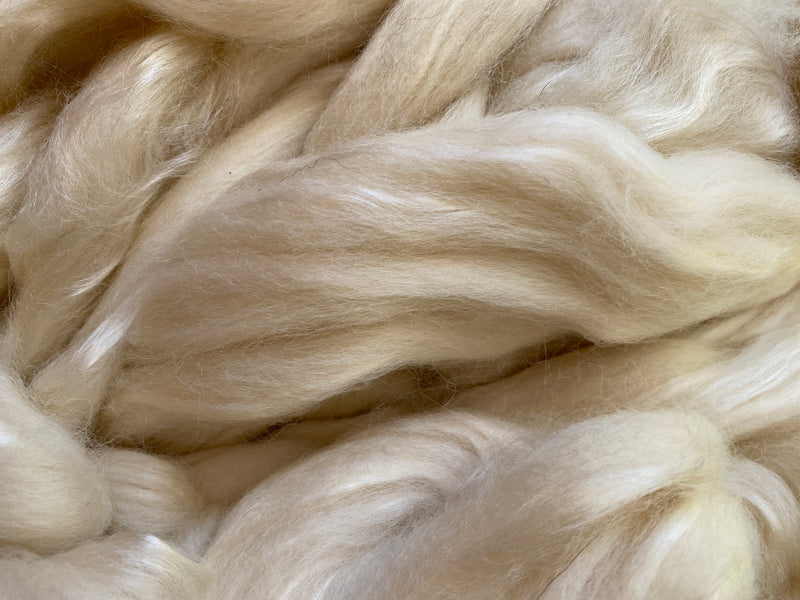 Load image into Gallery viewer, Blue Faced Leicester Wool/Bleached Tussah Silk Top 100g - White

