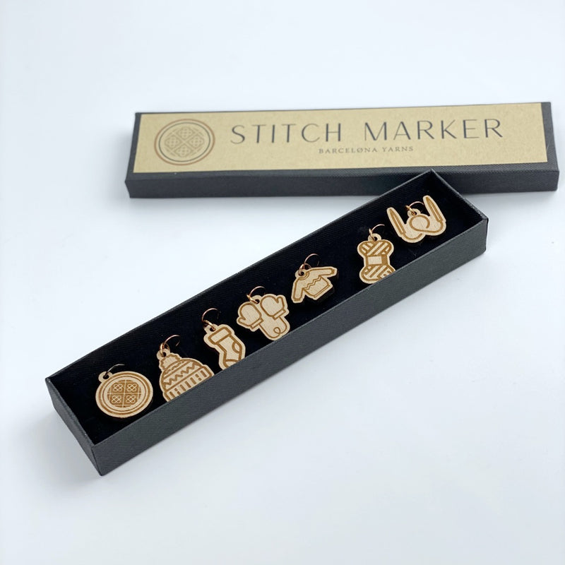 Load image into Gallery viewer, Wooden Stitch Markers by Barcelona Yarns
