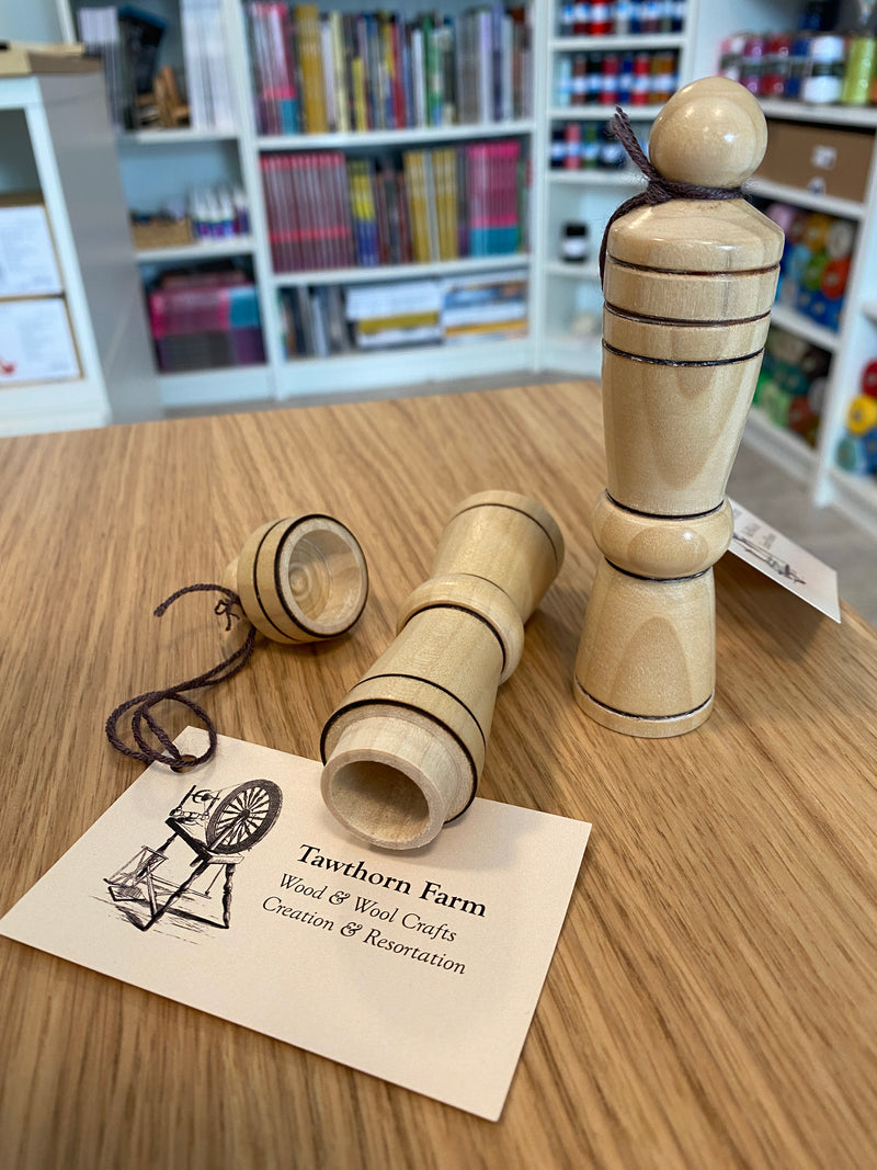Load image into Gallery viewer, Wooden Needle Case by Tawthorn Farm
